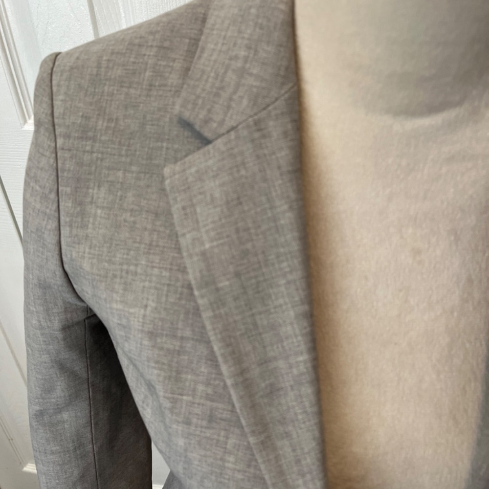 Babaton from Aritizia size 2 wool jacket - Picture 4 of 10